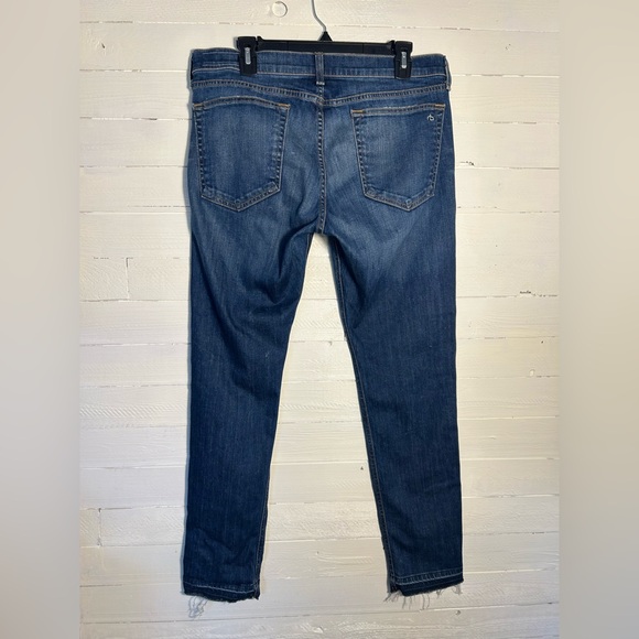 Rag & Bone low rise Dre jeans, dark wash. Slight distress, women’s size 31. - Picture 2 of 9